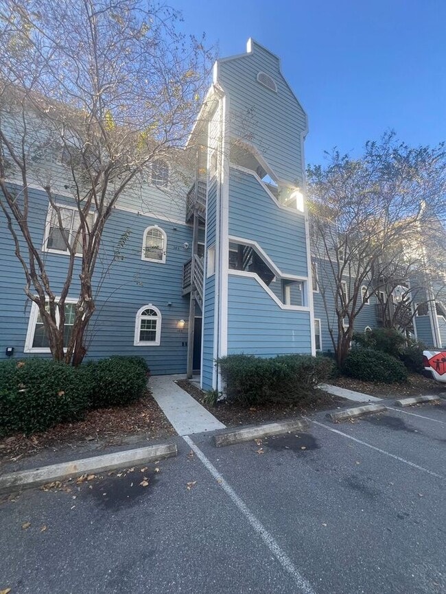 4230 Wilshire Blvd in Wilmington, NC - Building Photo - Building Photo