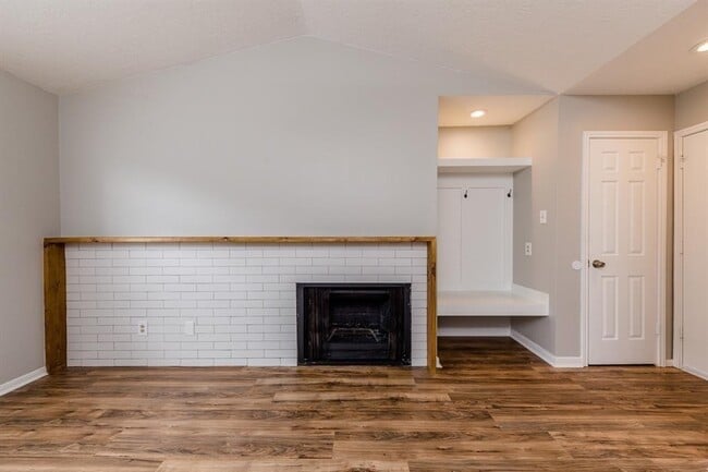 property at 14600 Fonmeadow Dr