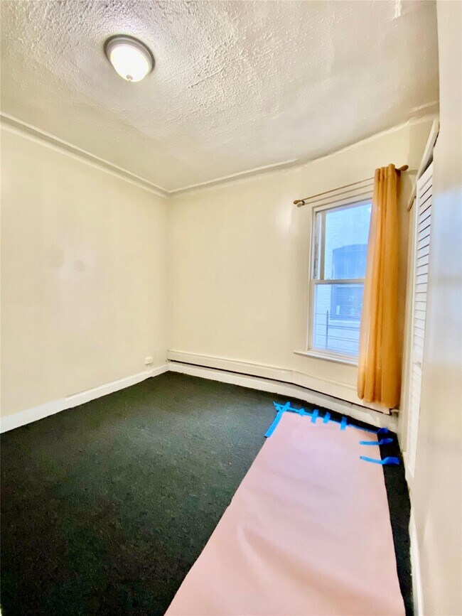 542 E 182nd St in Bronx, NY - Building Photo - Building Photo