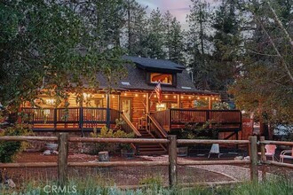1091 Club View Dr, Unit 2094 in Big Bear Lake, CA - Building Photo - Building Photo