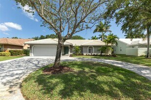 10425 NW 48th Manor in Coral Springs, FL - Building Photo