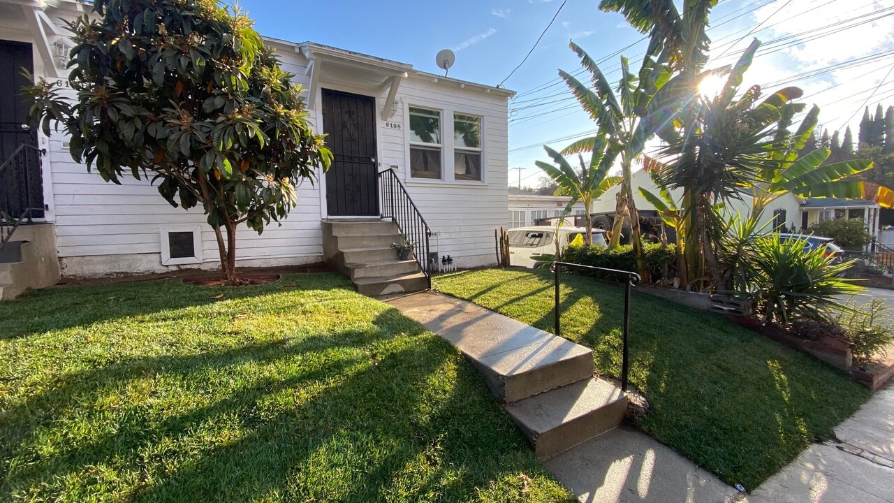6108 Strickland Ave, Unit 6108 in Los Angeles, CA - Building Photo