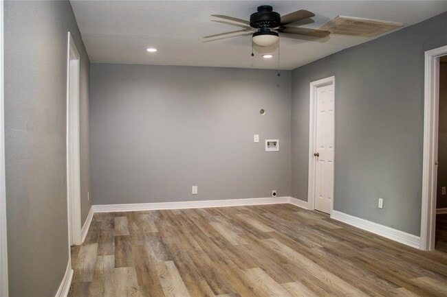 5302 Anzio Rd photo'