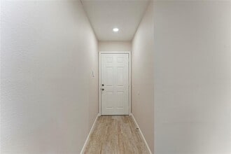1410 PI Cir in Pasadena, TX - Foto de edificio - Building Photo