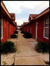 13 Zelma St in Edinburg, TX - Building Photo - Building Photo