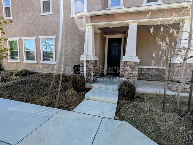 property at 714 Sullivan Wy