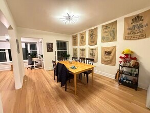 3349 W Eastwood Ave in Chicago, IL - Building Photo - Building Photo