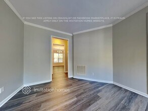 8007 Harrington Woods Rd in Charlotte, NC - Building Photo - Building Photo