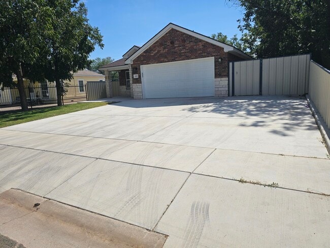 1519 27th St in Lubbock, TX - Building Photo - Building Photo