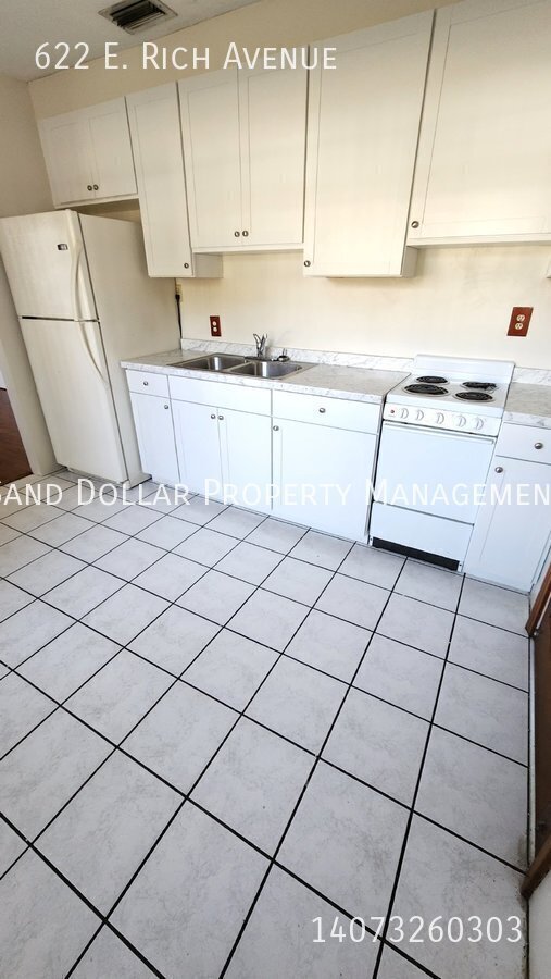 622 E Rich Ave in DeLand, FL - Building Photo - Building Photo