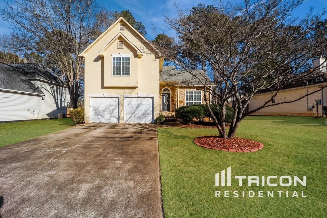 12250 Cypress Ln in Fayetteville, GA - Building Photo