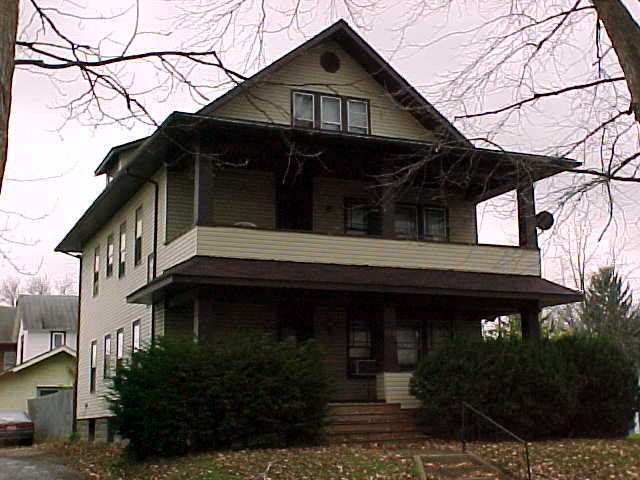 569 E Church St in Marion, OH - Building Photo