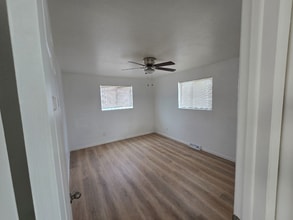 6631 Julian St in Denver, CO - Foto de edificio - Building Photo
