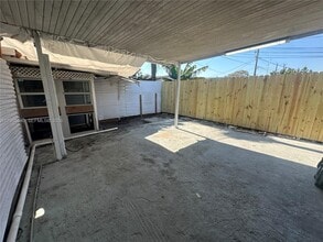 666 W 17th St in Hialeah, FL - Building Photo - Building Photo