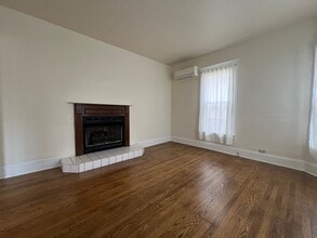 419 W Pine St in Johnson City, TN - Building Photo - Building Photo