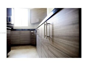 2664 SW 81st Ave in Miramar, FL - Building Photo - Building Photo