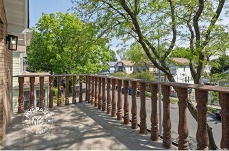 114-32 168th St, Unit 2nd in Queens, NY - Building Photo - Building Photo