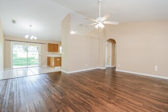 914 Arbor Hill Cir in Minneola, FL - Building Photo - Building Photo