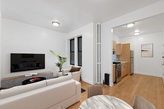 206 Rivington St in New York, NY - Building Photo - Building Photo