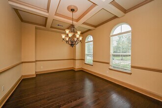 5327 Sloan Falls Ct in Sugar Land, TX - Building Photo - Building Photo