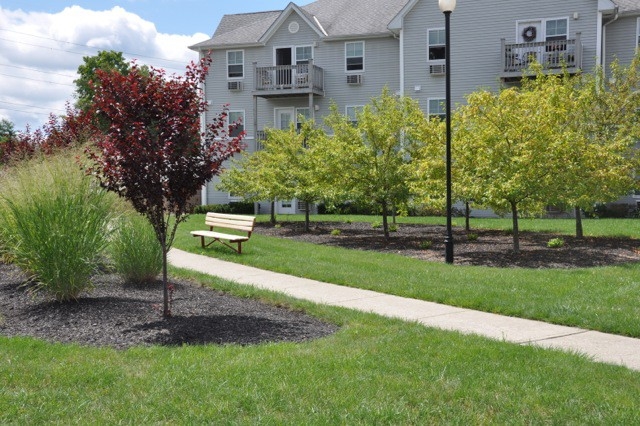 Middlecrest Crossing 55+ Senior Apartments in Middletown, NY - Building Photo