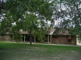 2932 Sutucka Cir in Valdosta, GA - Building Photo