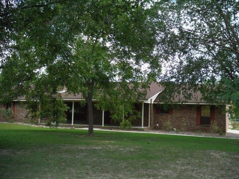 2932 Sutucka Cir in Valdosta, GA - Building Photo