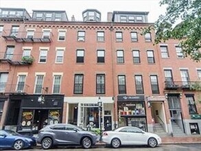 75 Charles St, Unit 3B in Boston, MA - Building Photo - Building Photo