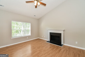 4107 Robin Cir in College Park, GA - Building Photo - Building Photo