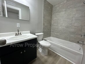 1010 N 16th St in Clarinda, IA - Building Photo - Building Photo