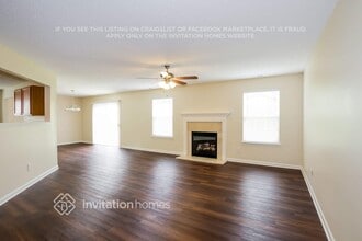 10728 Glenluce Ave in Charlotte, NC - Foto de edificio - Building Photo