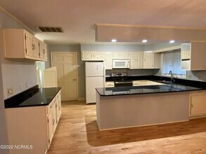 285 Lake Forest Dr in Pinehurst, NC - Building Photo - Building Photo