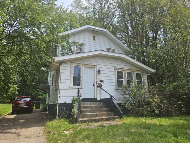 property at 669 Inman St
