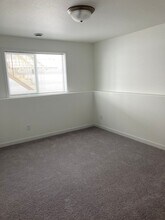 307 Toronto Dr in Hillsboro, ND - Building Photo - Building Photo