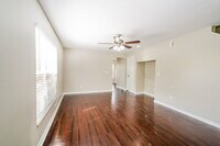 6023 Sand Key Ln in Wesley Chapel, FL - Foto de edificio - Building Photo