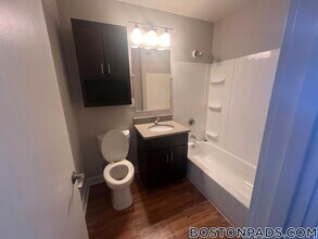 9 Bronsdon St in Boston, MA - Building Photo - Building Photo