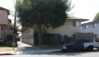 Bradbury Townhouse Apartments