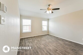 728 High Summit Trl in Fort Worth, TX - Foto de edificio - Building Photo