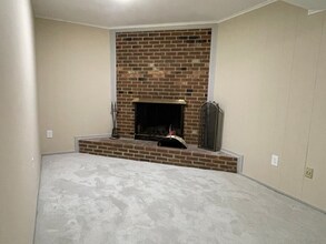 10540 Assembly Dr in Fairfax, VA - Foto de edificio - Building Photo