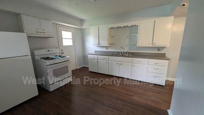 1111 24th St in Parkersburg, WV - Building Photo - Building Photo