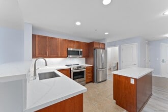 253 Tenth Ave in San Diego, CA - Building Photo - Building Photo