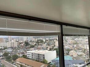 1750 Kalakaua Ave in Honolulu, HI - Building Photo - Building Photo