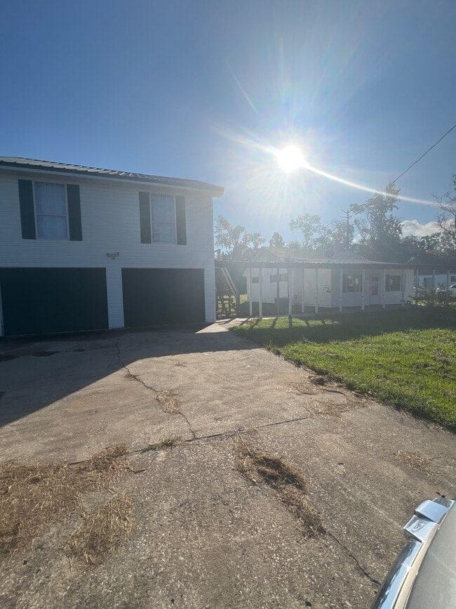 430 S Perkins Ferry Rd in Lake Charles, LA - Building Photo - Building Photo