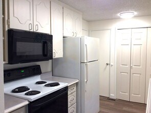 7916 Sunset Terrace Ln W in University Place, WA - Building Photo - Building Photo