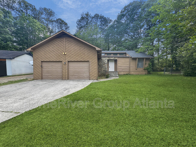 property at 9047 Hamilton Ct