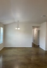 310 Lowes Blvd in Killeen, TX - Building Photo - Building Photo