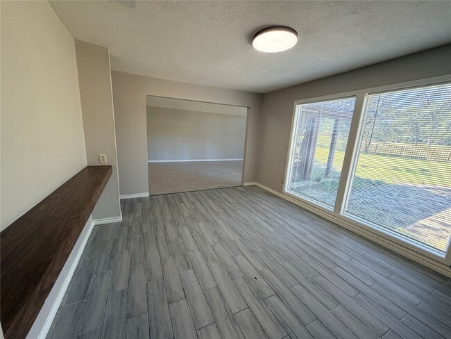 property at 1607 Chestnut Ridge Rd