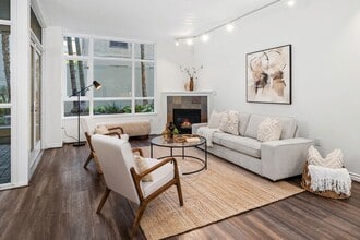 850 Beech St, Unit 203 in San Diego, CA - Building Photo - Building Photo