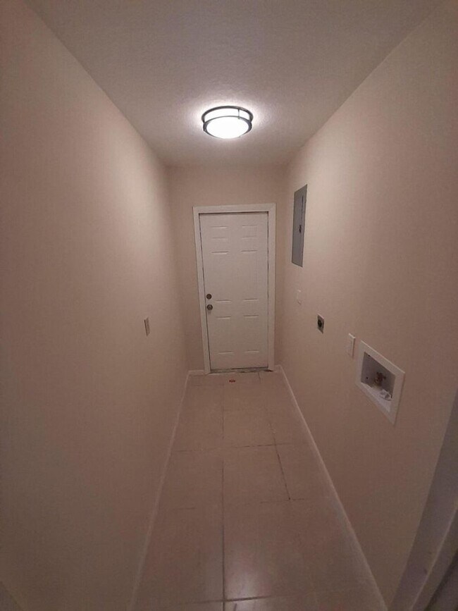 412 Conniston Rd in West Palm Beach, FL - Building Photo - Building Photo