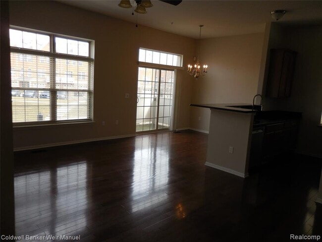 39792 Rockcrest Cir in Northville, MI - Building Photo - Building Photo